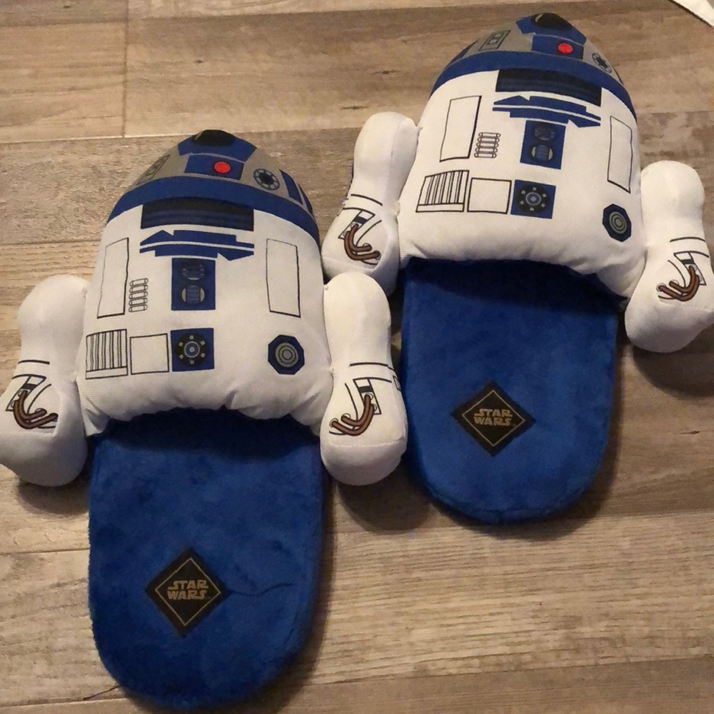 R2D2 house shoes slippers